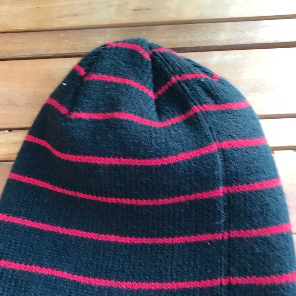 :.. Nike beanie